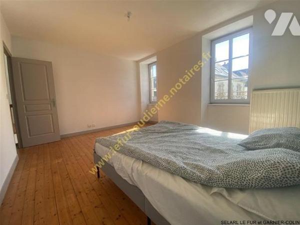 Appartement duplex en plein centre-ville d'AUDIERNE - proche de toutes les commodités