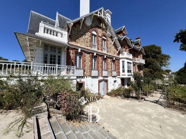 Granville, Villa  780 m² à vendre