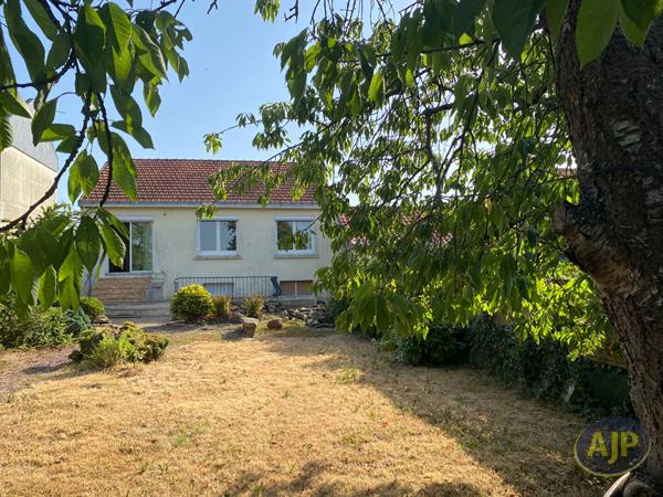 Maison à vendre Haute Indre - 5 pièces, 83m² avec 2 chambre(s) à 290 000€ - AJP Immobilier Saint Herblain