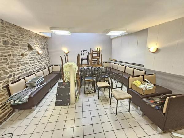 Vente Local commercial 7 pièces 250 m2 à Guingamp