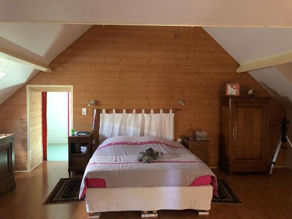 Charmante briarde rénovée -175 m² habitables - 4 chambres -Terrain de 871 m²