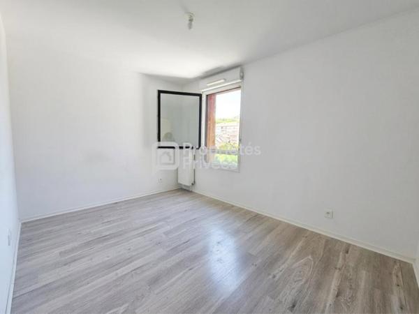 Appartement 3 pièces de 68 m², Noisy-le-Sec Centre avec terrasse, balcon et parking!