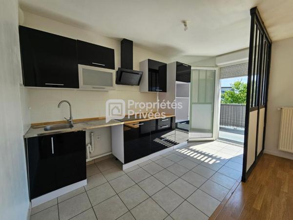 Appartement 3 pièces de 68 m², Noisy-le-Sec Centre avec terrasse, balcon et parking!