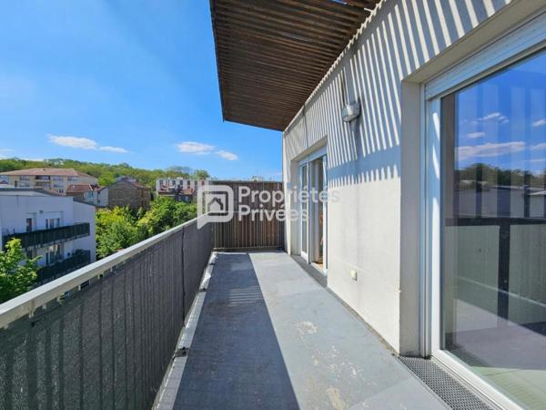 Appartement 3 pièces de 68 m², Noisy-le-Sec Centre avec terrasse, balcon et parking!