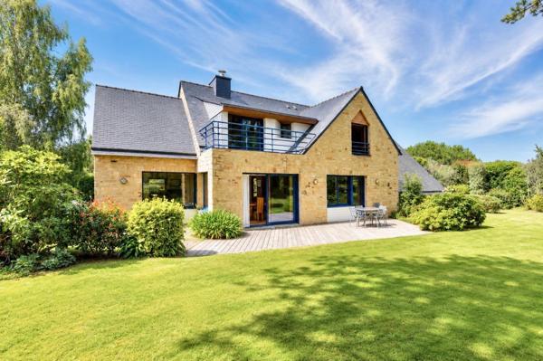 MAISON D'ARCHITECTE - 197 m² - GOLF DE BADEN