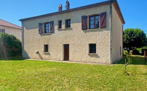 Maison à vendre    4 pièces •  Caussade