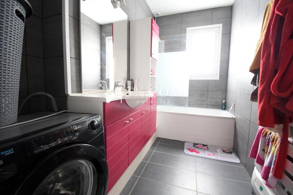 Maison 5 pièce(s) 3 chambre(s) 94 m²