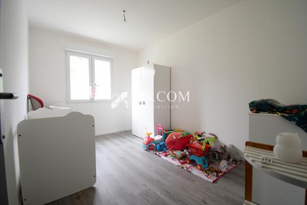 Maison 5 pièce(s) 3 chambre(s) 94 m²