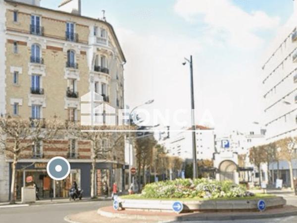 À vendre Local commercial 127 m² - Courbevoie 92400