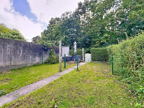 A VENDRE SECTEUR KERHALLET MAISON 93 M2 - 3 CHAMBRES -1 BUREAU - JARDIN - GARAGE