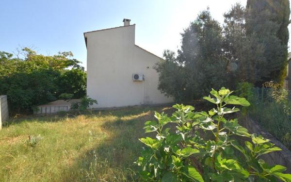 Maison à vendre    5 pièces •  Castries