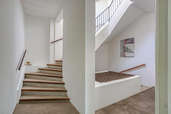 Duplex contemporain avec sa terrasse dans le ciel
