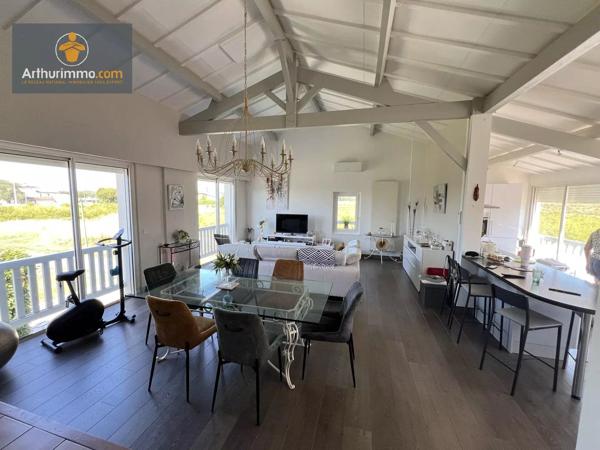 Vente                                                      Maison
                        
                     8 pièces                      155 m2                     à Marmande