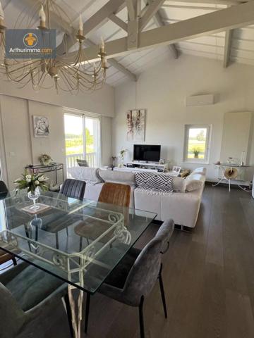 Vente                                                      Maison
                        
                     8 pièces                      155 m2                     à Marmande