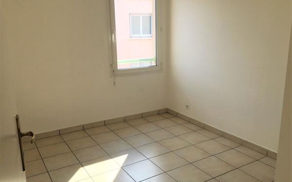 Appartement à louer    2 pièces •  Massy