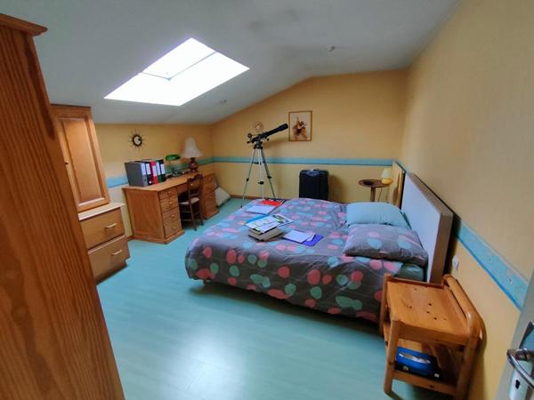 Maison secteur St Laurent sur Sèvre 5 pièces 167 m2