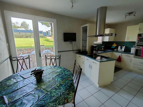 Maison secteur St Laurent sur Sèvre 5 pièces 167 m2