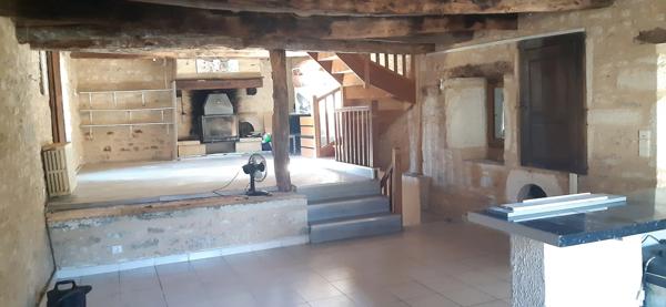 Propriete à vendre 9 pièces Proche de LALBENQUE (46)