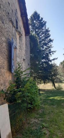 Propriete à vendre 9 pièces Proche de LALBENQUE (46)