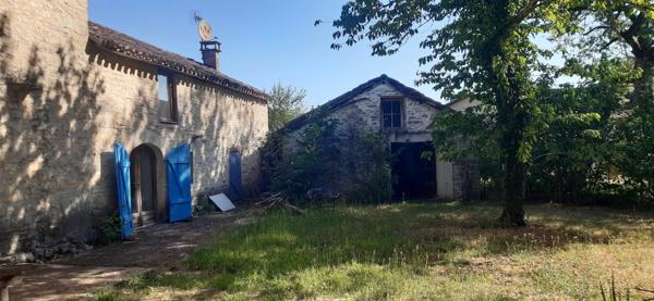 Propriete à vendre 9 pièces Proche de LALBENQUE (46)
