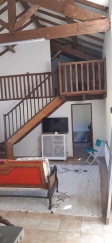 Propriete à vendre 9 pièces Proche de LALBENQUE (46)