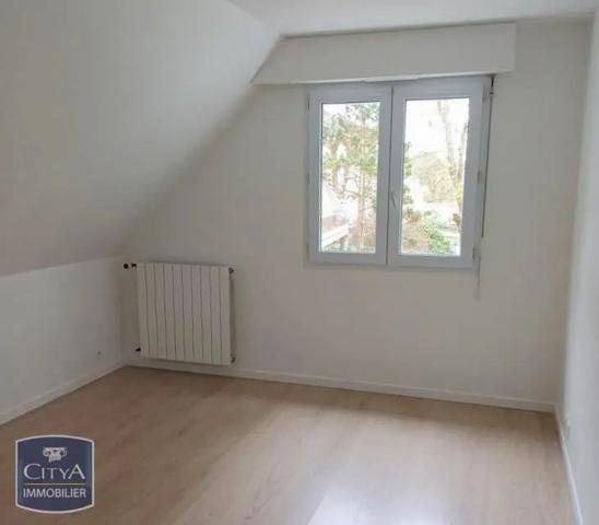 Maison à louer 5 pièces 109.2m² Saint-Nazaire (44600)