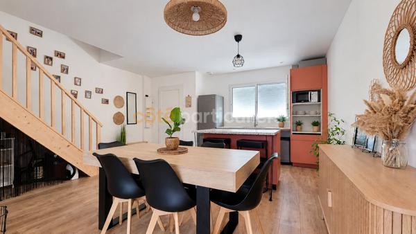 Vente
                Maison72,6 m² - 3 Pièces -
                    LA ROCHE SUR YON (85000)