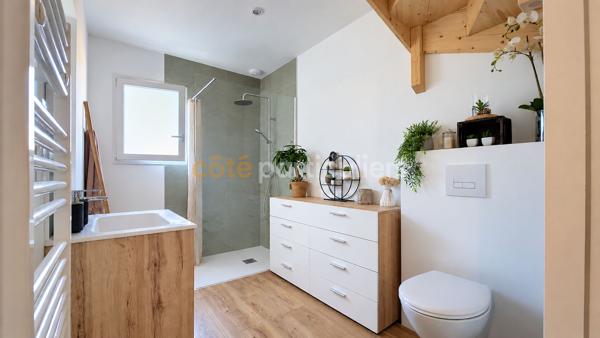 Vente
                Maison72,6 m² - 3 Pièces -
                    LA ROCHE SUR YON (85000)