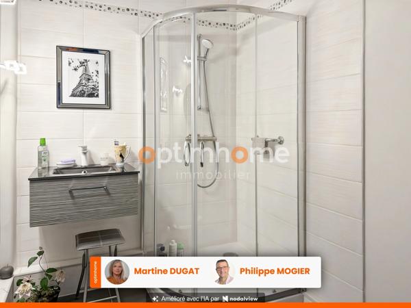 VICHY – FACE AU PARC DES SOURCES – APPARTEMENT F2 AVEC BALCON, ASCENSEUR ET CAVE