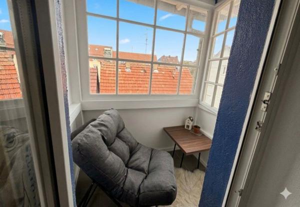 T2 lumineux + loggia + cave ? faibles charges ? Strasbourg Koenigshoffen