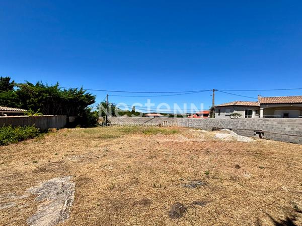 Terrain à bâtir d'une superficie de 775m²