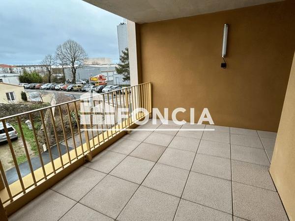 Location Appartement 2 pièces 43.7 m² - 16-18 RUE DU COLONEL TAYLOR Montaigu Vendee 85600