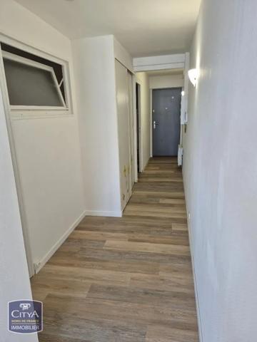 Appartement à louer 1 pièce 43.57m² Maubeuge (59600)