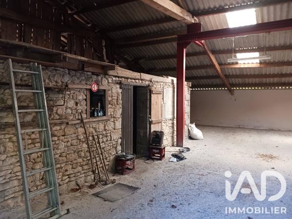 Parking à vendre 180 m² Usson-du-Poitou