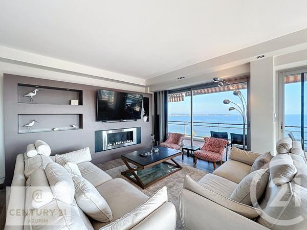 Appartement F5 à vendre  5 pièces - 107,46 m2 LE GOLFE JUAN - 06