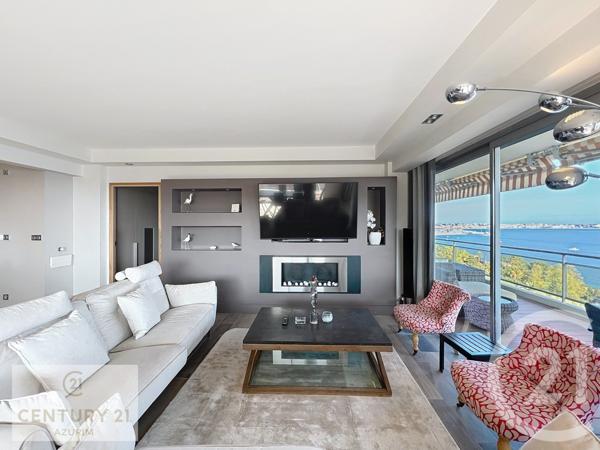 Appartement F5 à vendre  5 pièces - 107,46 m2 LE GOLFE JUAN - 06