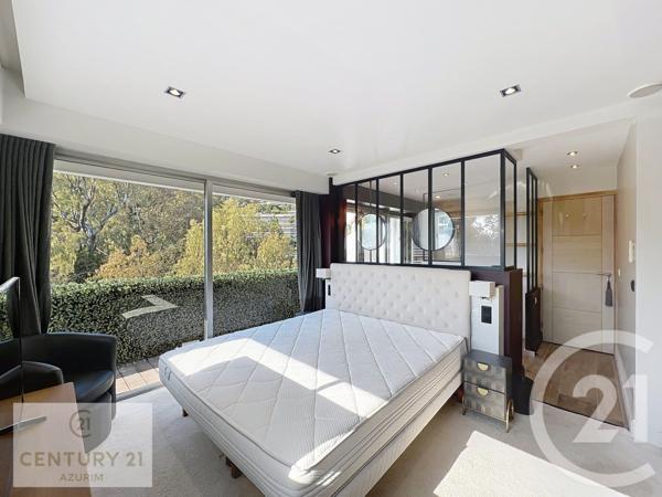 Appartement F5 à vendre  5 pièces - 107,46 m2 LE GOLFE JUAN - 06