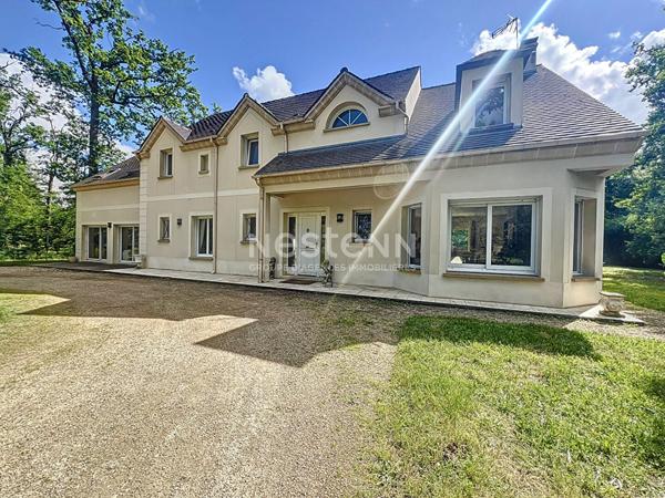 Maison Lamorlaye 10 pièce(s) 300 m²