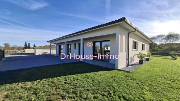 Maison à vendre 5 pièces de 196 m²