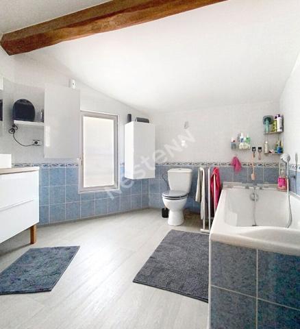 Agréable maison de 150 m² dans le village de Saint Sardos
