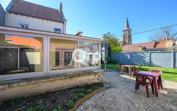 Immeuble à vendre    4 pièces • 190,41 m2 Waziers