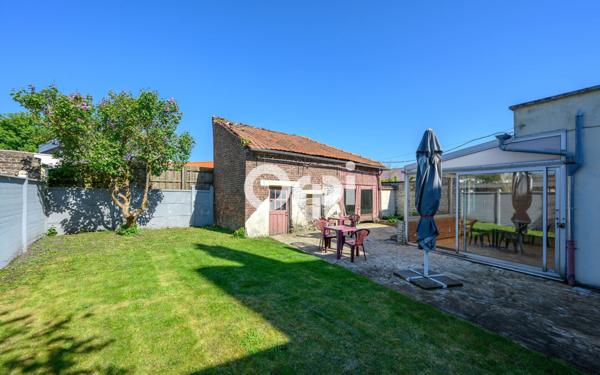 Immeuble à vendre    4 pièces • 190,41 m2 Waziers