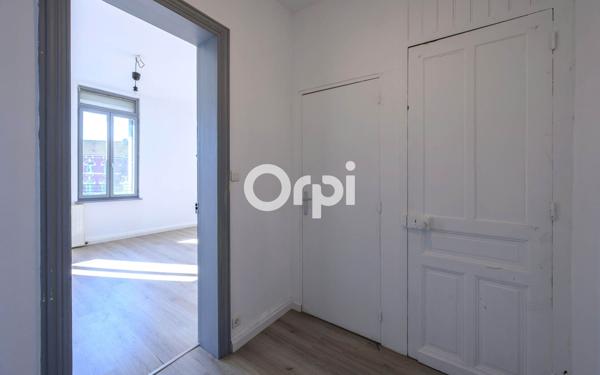 Immeuble à vendre    4 pièces • 190,41 m2 Waziers