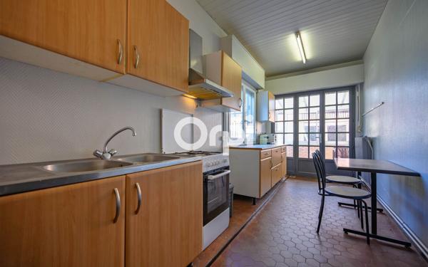 Immeuble à vendre    4 pièces • 190,41 m2 Waziers