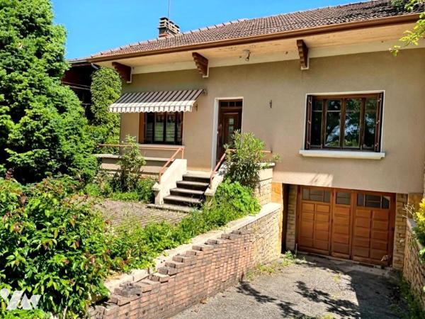 LOYETTES - CHARMANTE MAISON AU BORD DU RHONE