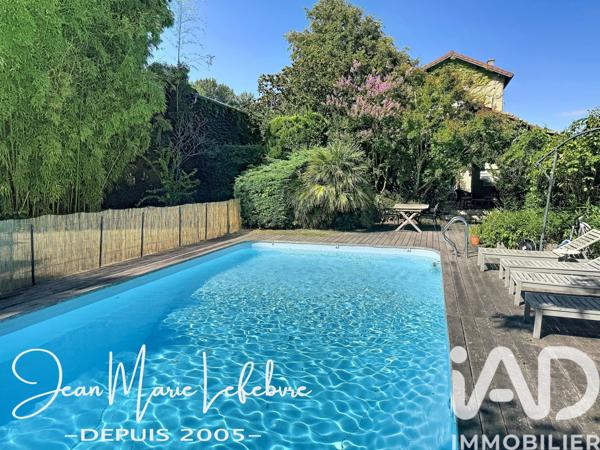 Maison à vendre 7 pièces 175 m² Les Roches-de-Condrieu