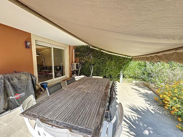 La Seyne Sur Mer - Rez-de-Jardin Appartement 3 pièces de 71.45 m2 + Cave + Garage + Terrasse