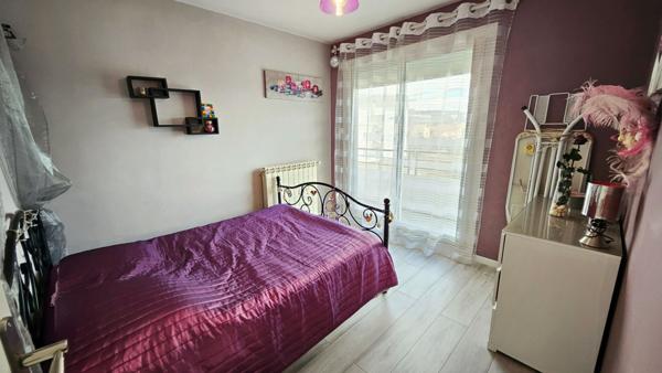 Appartement 7 pièce(s) - 5 chambres , proche commodités