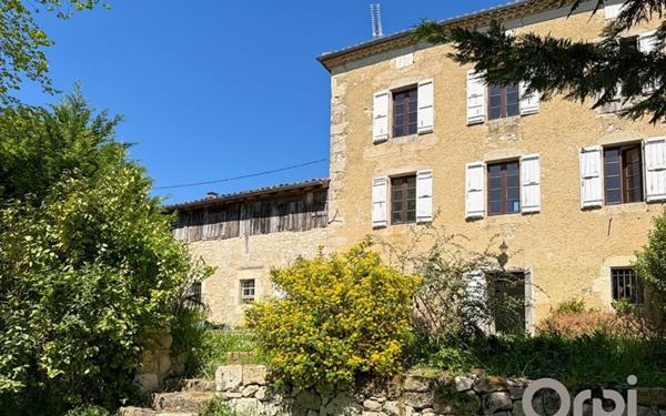 Maison à vendre    4 pièces •  Lectoure