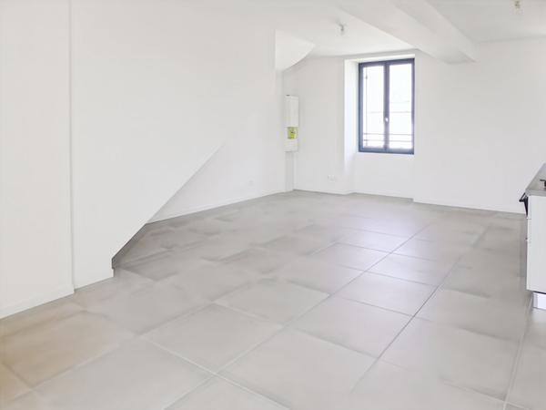 À LOUER - APPARTEMENT - LA FERTE ALAIS